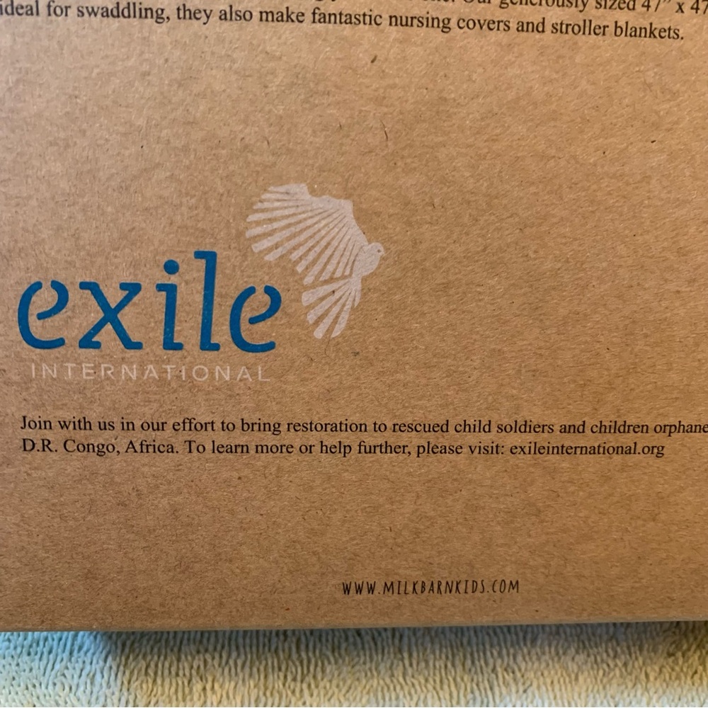 Milkbarn Organic Cotton fox print baby swaddle blanket NEW - Picture 4 of 8